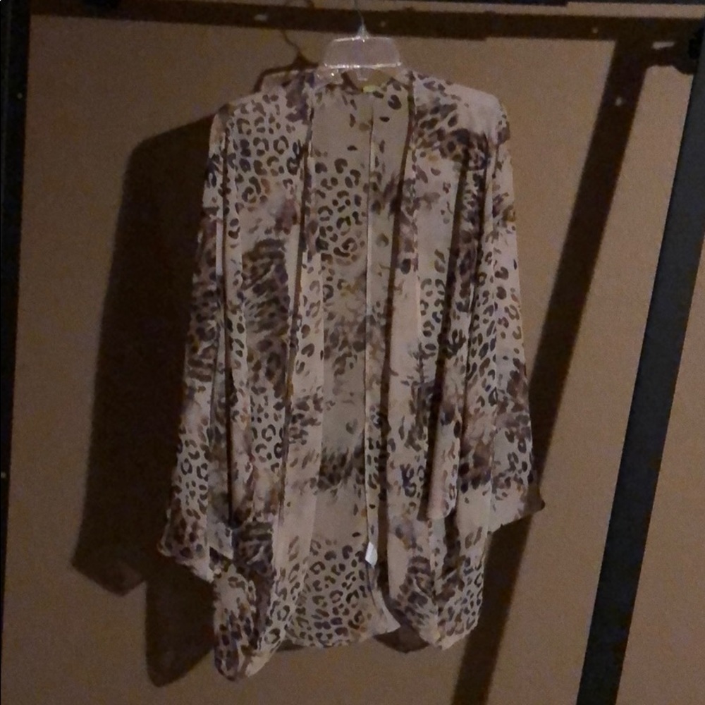 Leopard kimono